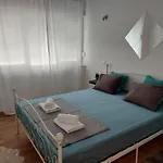 Tia