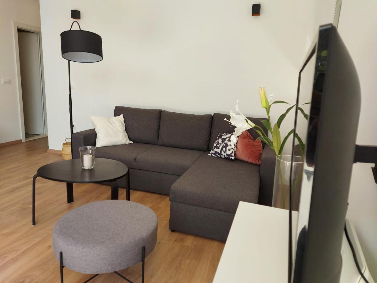 Tia Apartment *