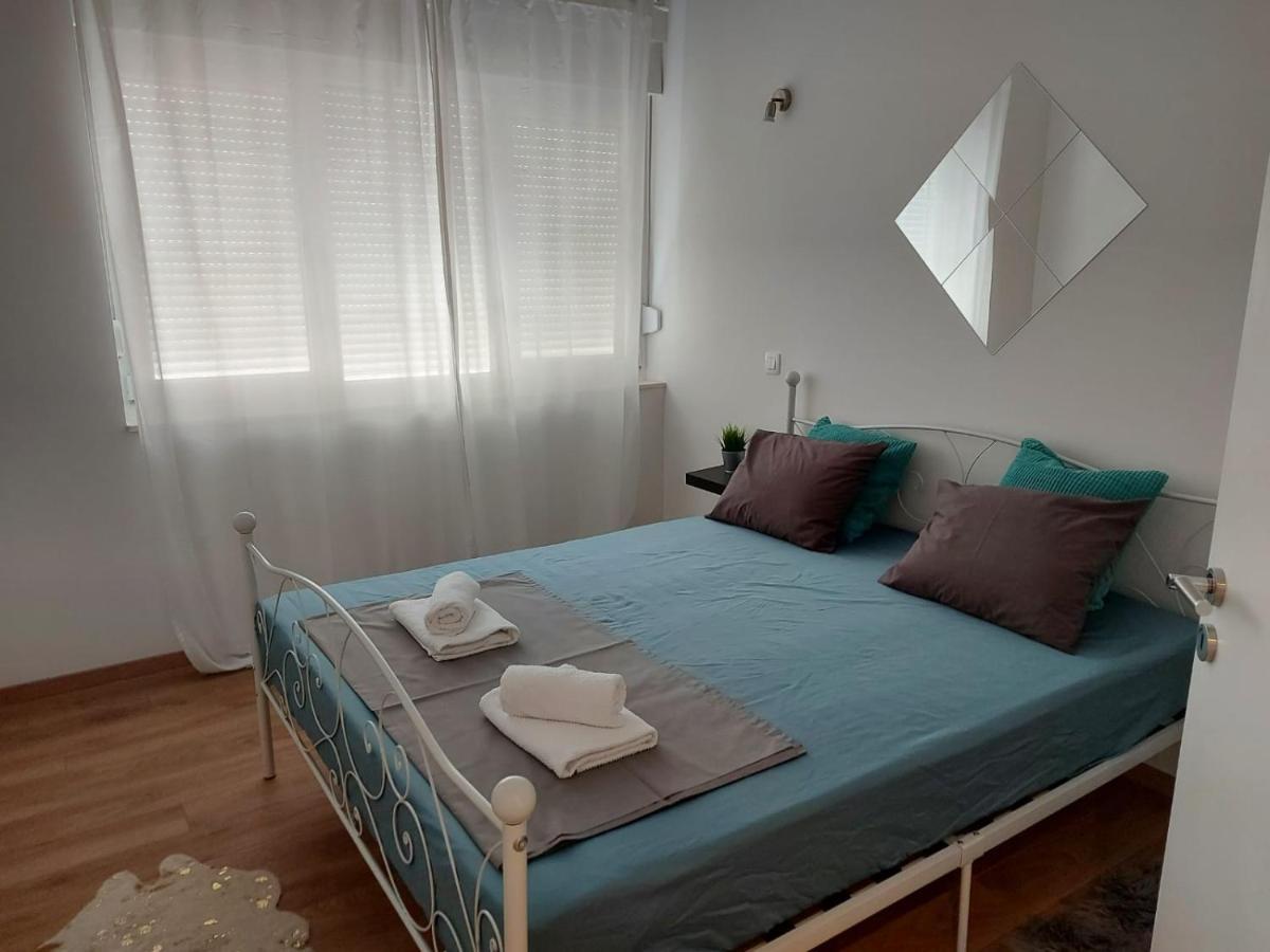 Tia Apartment *